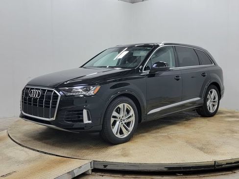Used 2023 Audi Q7 3.0T Prestige AWD/4WD image 9