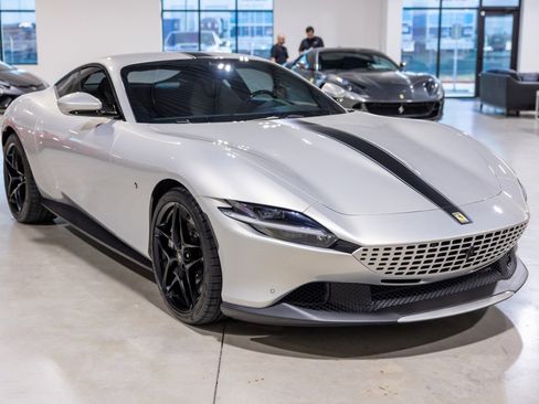 Used 2024 Ferrari Roma image 10