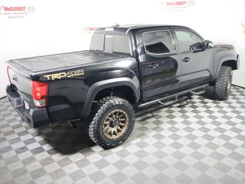 Used 2016 Toyota Tacoma TRD Off-Road w/ Towing Package AWD/4WD image 4