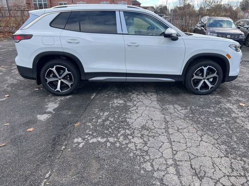 New 2026 Volkswagen Tiguan SE AWD/4WD image 4