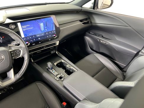 Used 2023 Lexus RX 350 Premium w/ Accessory Package (Z1) AWD/4WD image 24