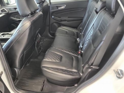 Used 2024 Ford Edge Titanium w/ Equipment Group 301A AWD/4WD image 10