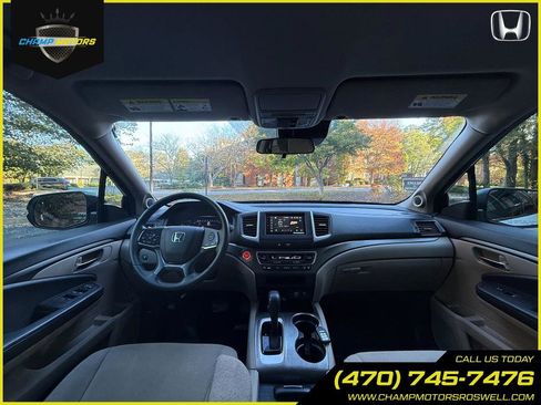 Used 2019 Honda Pilot LX image 30