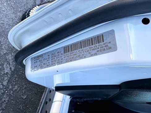 Used 2018 Jeep Wrangler Sport image 34