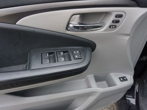 Used 2019 Honda Pilot EX-L image 18