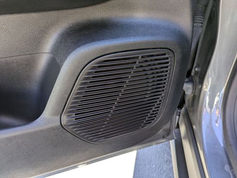 Used 2022 Lincoln Corsair Reserve image 13