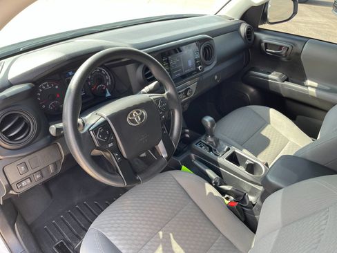 Used 2022 Toyota Tacoma SR AWD/4WD image 10