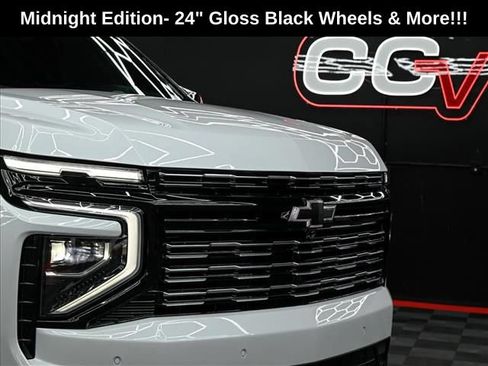 New 2026 Chevrolet Suburban High Country AWD/4WD image 4