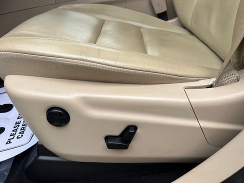 Used 2019 Jeep Grand Cherokee Limited AWD/4WD image 24