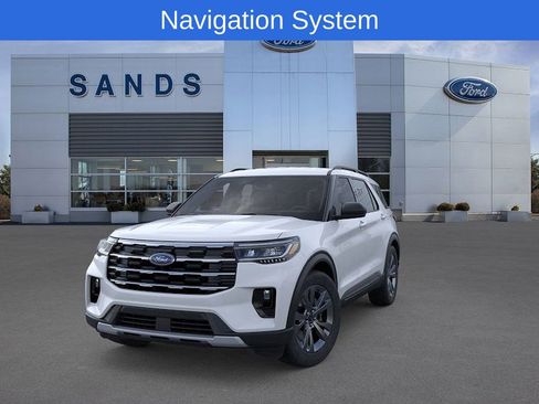 New 2026 Ford Explorer Active w/ Active Comfort Package AWD/4WD image 2