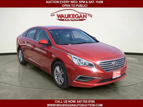 Used 2017 Hyundai Sonata SE FWD image 2