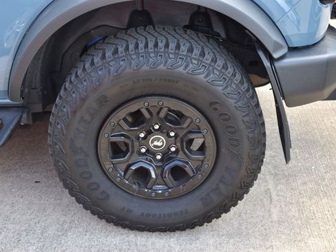 Certified 2023 Ford Bronco Wildtrak AWD/4WD image 9