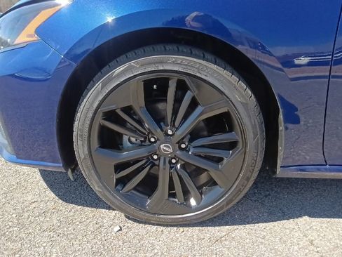 Used 2024 Nissan Altima 2.5 SR image 10