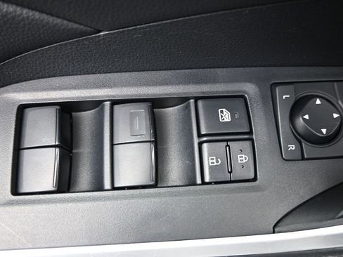 Used 2024 Toyota RAV4 LE image 12