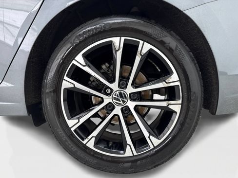 Used 2024 Volkswagen Jetta Sport FWD image 50