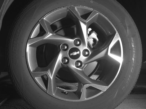 Used 2025 Chevrolet Trax LT w/ LT Convenience Package image 14