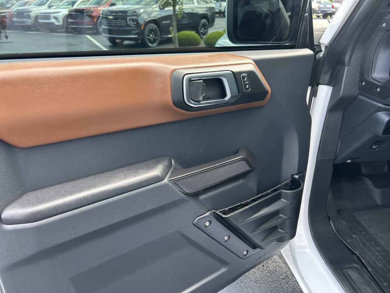 Used 2024 Ford Bronco Outer Banks AWD/4WD image 19
