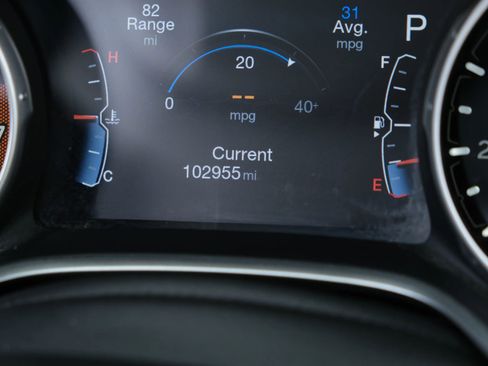 Used 2017 Jeep Compass Limited AWD/4WD image 15