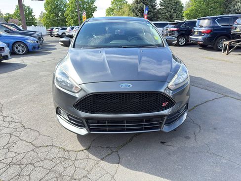 Used 2018 Ford Focus ST FWD image 10