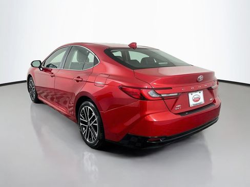Used 2026 Toyota Camry XLE AWD/4WD image 7