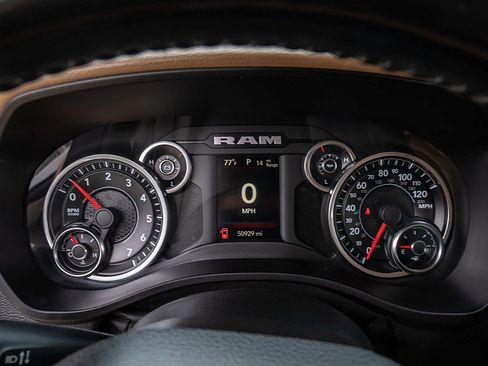 Used 2020 RAM 1500 Lone Star RWD image 30