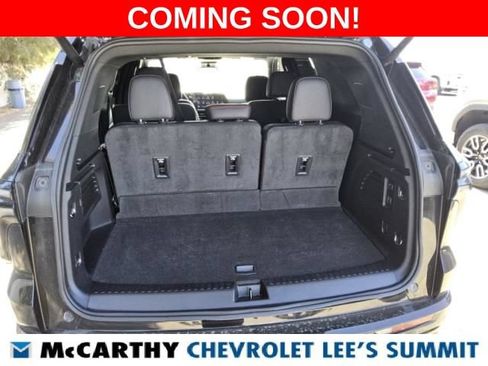 Used 2024 Chevrolet Traverse RS FWD image 10
