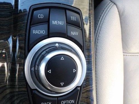 Used 2011 BMW X3 xDrive28i image 12