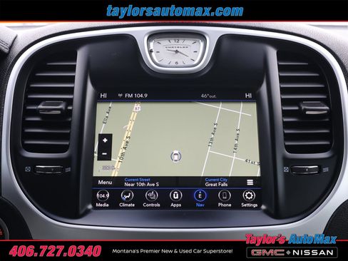 Used 2022 Chrysler 300 Touring L image 13