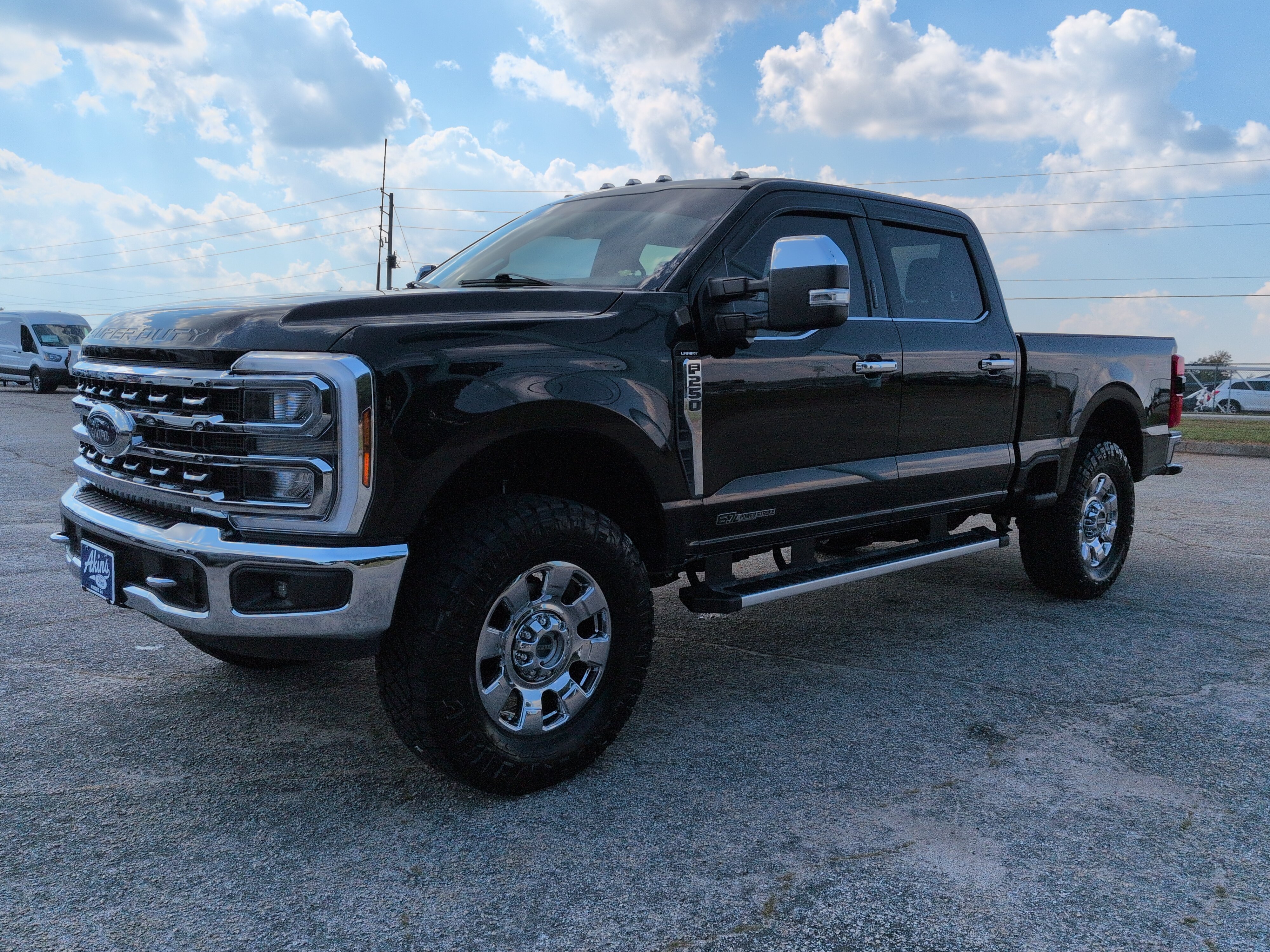 Used 2024 Ford F250 Lariat w/ Chrome Package AWD/4WD image 6