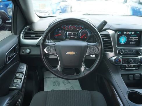 Used 2020 Chevrolet Tahoe LS w/ Enhanced Driver Alert Package RWD image 21