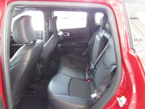 New 2026 Jeep Compass Latitude image 29