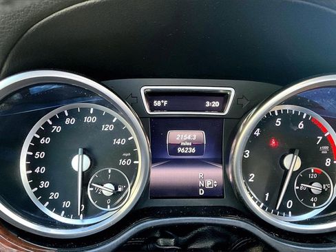 Used 2016 Mercedes-Benz GL 550 4MATIC image 13