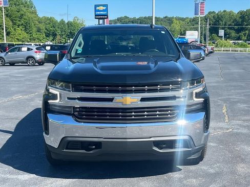 Used 2022 Chevrolet Silverado 1500 LT AWD/4WD image 6