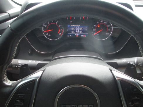 Used 2019 Chevrolet Camaro LS RWD image 25