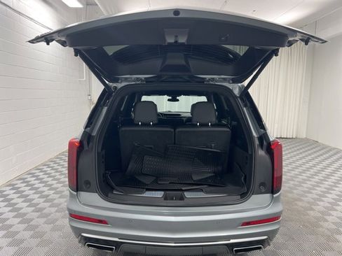 Used 2023 Cadillac XT6 Luxury image 8
