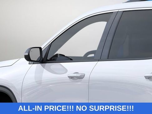 New 2027 Chevrolet Traverse LT FWD image 22