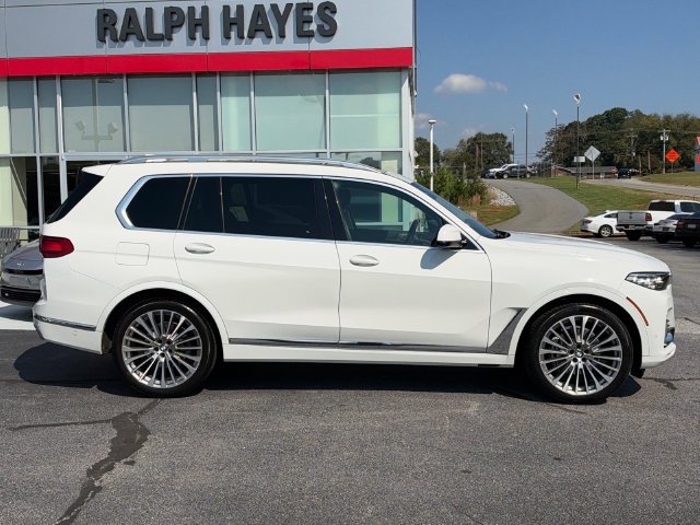 Used 2020 BMW X7 xDrive40i w/ Premium Package AWD/4WD image 2