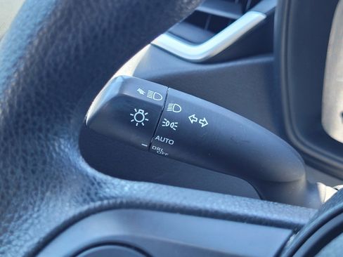 Used 2023 Toyota Corolla LE FWD image 21