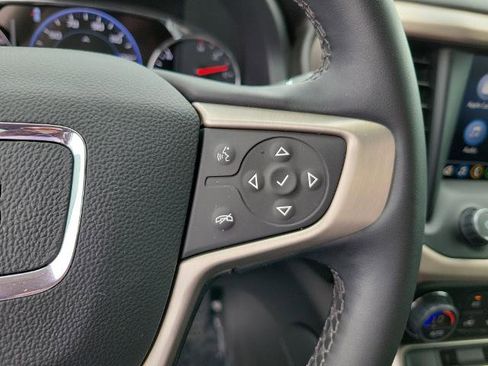 Used 2023 GMC Acadia Denali w/ Denali Ultimate Package AWD/4WD image 26