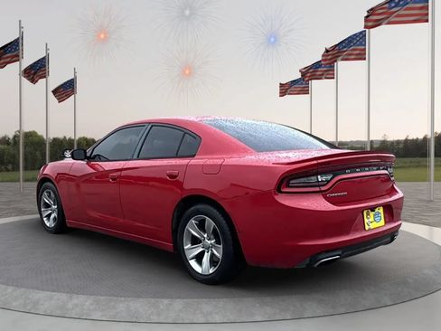 Used 2016 Dodge Charger SE w/ Sport Appearance Group RWD image 8