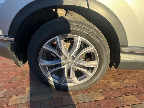 Used 2022 Honda CR-V Touring image 17