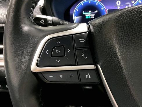 Certified 2024 Toyota Grand Highlander AWD image 18