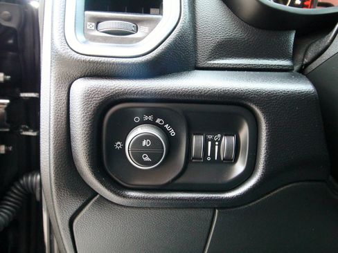 Used 2022 RAM 2500 Laramie AWD/4WD image 24