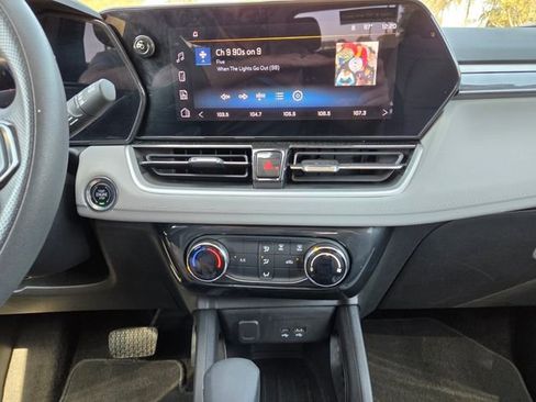 Certified 2025 Chevrolet TrailBlazer LT image 29