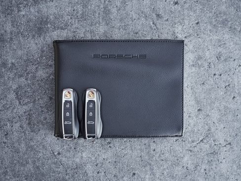 Used 2021 Porsche 911 Turbo S image 74