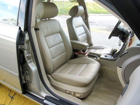 Used 2004 Audi A6 2.7T S line image 24