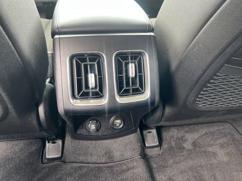 Certified 2023 Kia Sorento LX AWD/4WD image 16