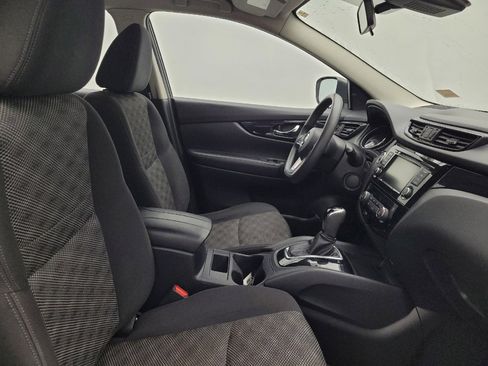 Used 2019 Nissan Rogue Sport SV AWD/4WD image 21