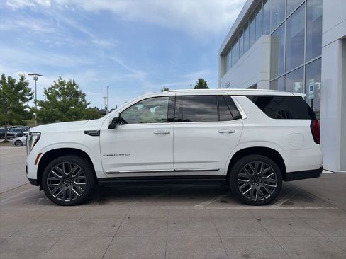 Used 2026 GMC Yukon Denali Ultimate AWD/4WD image 4