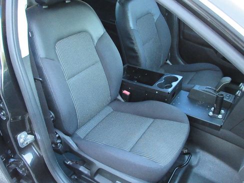 Used 2013 Chevrolet Caprice image 25